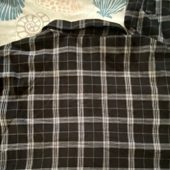 DIVIDED Women’s Long Sleeve Crop Top, Size M - Picture 3 of 5